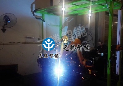 机器人双机协作焊接
